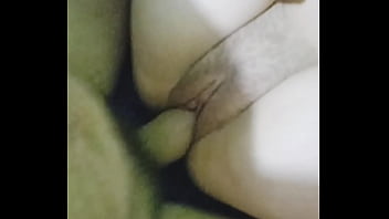 Follando bien agusto en casa de mis pap&aacute_s