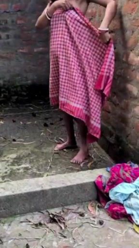 Desi Housewife Outdoor Sex