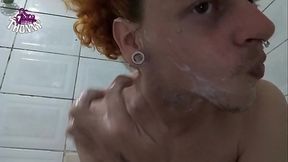 POV macho se depilando e fazendo voc&ecirc_ comer os p&ecirc_los