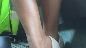 You couldnt wait till i came home, so i came out during lunch break to help you cum | JOI