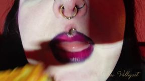 Giantess Feast