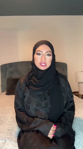 JOI Arabic in Abaya