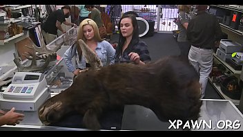 Beauty is opening up her body to have non-professional sex in shop