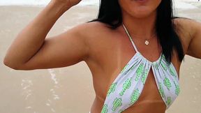 Walk on the Beach Encimtri a.wanker and Look at What Gave