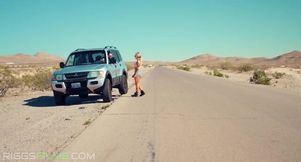 Fit Kitty Gets a Pussy Creampie Outdoors