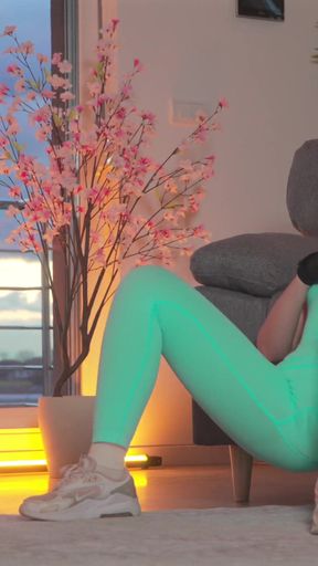 Hot MILF Jeny Smith works out in leggings and gets naked later   Clip 2