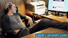 Toned Ty Evans jacks his cock off in front of his computer