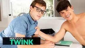 Nerdy Twink Scott Seduced by Ripped Robotic Roomies Thick Tool – NextDoorTwink