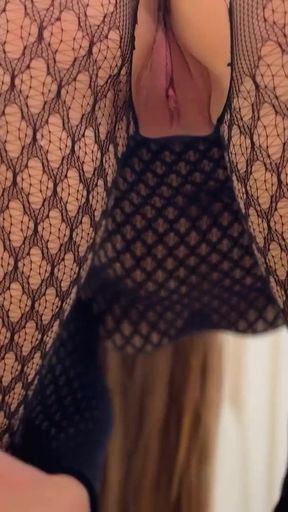 Wild panther rides huge dildo   Clip 1