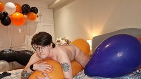 Big sausage balloon riding, orgasm with vibrator -FTM