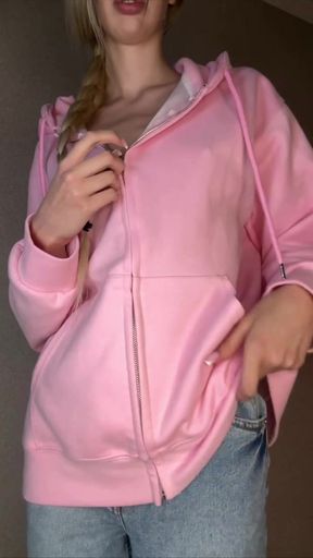 Seduction on screen. Real openness on OnlyFans