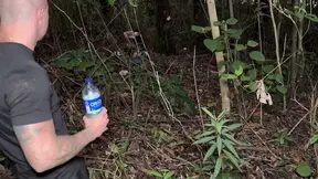 Brunette beauty Yennifer Chacon and Raul Bud's outdoor threesome