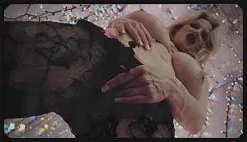 Kelly Madison Seductive Blonde Dance & Masturbation