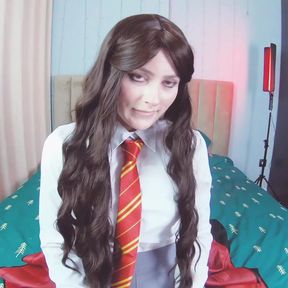 POV: Hermione Granger Seduces You and Asks to Fuck Her Ass