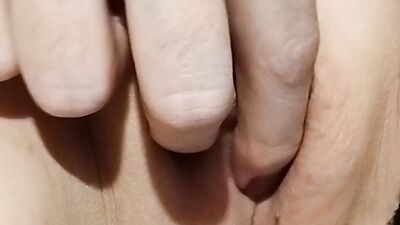 PLAYING WITH MY PINK CLITORIS EXTREMELY CLOUSEUP