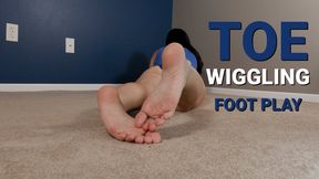 Barefoot Toe Wiggling Foot Play While Reading a Book - Kylie Jacobsx - MP4 720p HD
