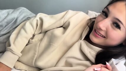 Sophie Tyler - Sick Day ns2i