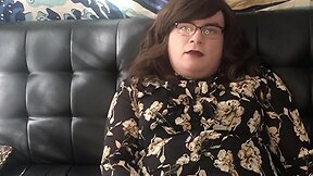 Sensual transgender babe teases in solo scene: torn tights