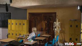 ”Naughty Lilly Bell Makes Prof Prick Driving Crazy”