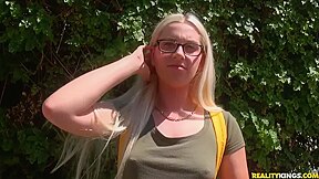 Nikki Snow - Meat Eater With Isiah Maxwell