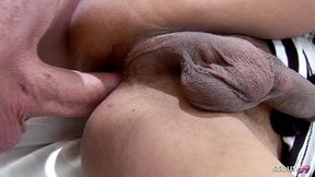 Guy with Fat Cock Fucks Latina Tranny in the Ass for the First Time on Vacation