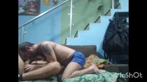 mamando gostoso um pauzudo.