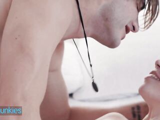 REALITYJUNKIES - Skinny Brunette Comes to a conclusion To Seduce Her Stepbrother By Tasting His Throbbing Penis