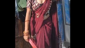 Tight Pussy Desi Bhabhi in Saree Fucked Hard by Devar in Hindi Audio