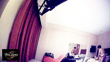 ¡Alguien nos está mirando! Grabamos esto en un hotel! PARTE 4