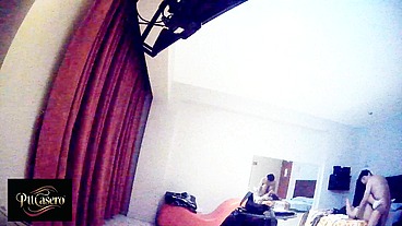 ¡Alguien nos está mirando! Grabamos esto en un hotel! PARTE 4