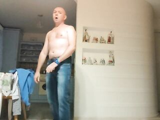 I came home and masturbated to my boyfriend