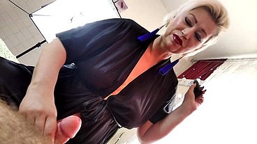 Aimee Hot MILF (ala AimeeParadise) - Cock in the mouth of a mature lady... Family chronicles of an unusual couple...