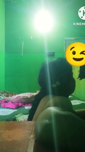 Desi aunty sexy aunty big ass aunty Kolkata aunty local aunty pussy   Clip 1