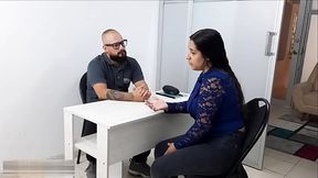 Llegando un buen trato con el director del colegio de mi hijastra, hice que me follara a cambio que no la echara del colegio - Porno en Espa&ntilde_ol