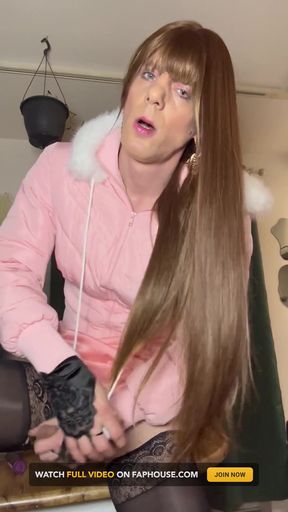 Jess Silk Rides Dildo
