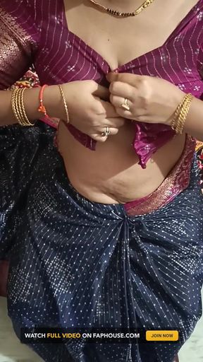 Desi Indian Beautiful Owner Aunty Fucking for Rent Closing