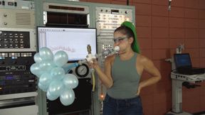 Sushii Blows a "Bunch-O-Balloons" Simultaneously (MP4 - 1080p)