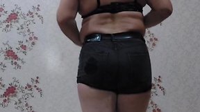 Hot shemale model crossdresser sissy homemade amateur dancer and cosplayer: bubble butt