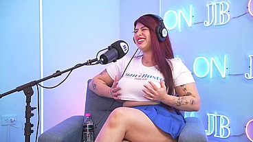 Psychologist screams with pleasure as her giant breasts bounce around
