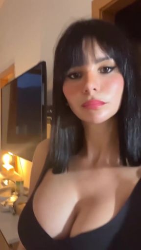 Homemade teen flaunts her cute boobs and petite figure