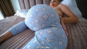 Stepmom with a tight ass watches porn & gets a cream pie in her pussy