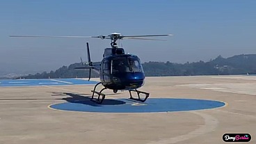 Peguei o piloto do Helicóptero depois do vôo - www.denybarbie.com.br