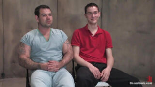 Film BDSM z wytatuowanym białym Dak Ramseyem, ruchanym analnie