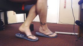 ASMR flip flop slapping blue balloons