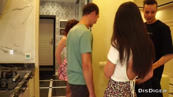 DisDiger's Wife Swap Foursome Orgy