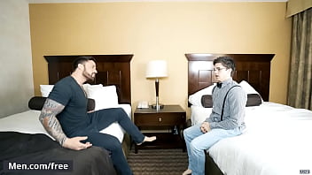 (Jordan Levine Will Braun) - The Nerd The Men.com