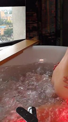 Passionate Couple Sex in Jacuzzi and Squirting Pussy