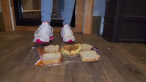 Chrissy nike shox bread crush