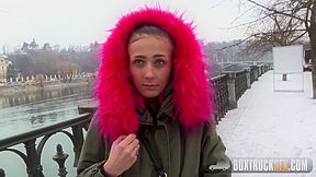 Nicole Love Shows Her Big Pussy Lips