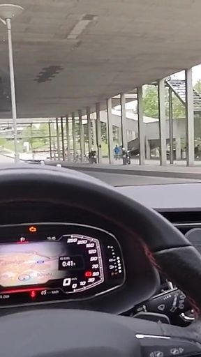 Handjob in the car on a very busy street o o huge risk